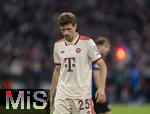 08.04.2025,  Fussball UEFA Championsleague 2024/2025: Viertelfinale Hinspiel, FC Bayern Mnchen - Inter Mailand, in der Allianz-Arena Mnchen. Thomas Mller (FC Bayern Mnchen) nachdenklich 