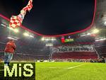 08.04.2025,  Fussball UEFA Championsleague 2024/2025: Viertelfinale Hinspiel, FC Bayern Mnchen - Inter Mailand, in der Allianz-Arena Mnchen. Beim Einlaufen der Mannschaften gibt es eine groe Fanchoreografie der Sdkurven Bayernfans. 