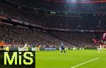 08.04.2025,  Fussball UEFA Championsleague 2024/2025: Viertelfinale Hinspiel, FC Bayern Mnchen - Inter Mailand, in der Allianz-Arena Mnchen. Werbebande bet365, 