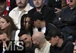 12.04.2025, Fussball 1. Bundesliga 2024/2025, 29. Spieltag,  FC Bayern Mnchen - Borussia Dortmund, in der Allianz-Arena Mnchen. Jamal Musiala (FC Bayern Mnchen) mit 


