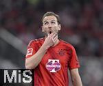 12.04.2025, Fussball 1. Bundesliga 2024/2025, 29. Spieltag,  FC Bayern Mnchen - Borussia Dortmund, in der Allianz-Arena Mnchen. Harry Kane (FC Bayern Mnchen) nachdenklich.

