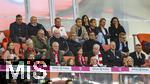 12.04.2025, Fussball 1. Bundesliga 2024/2025, 29. Spieltag,  FC Bayern Mnchen - Borussia Dortmund, in der Allianz-Arena Mnchen. Frustrierte Stimmung bei der Vereinsfhrung FC Bayern Mnchen, mit Ex-Vorstandsvorsitzender Karl-Heinz Rummenigge (FC Bayern Mnchen), Ehren-Prsident Uli Hoene (FC Bayern Mnchen, Hoeness), Geschftsfhrer Michael Diederich (FC Bayern Mnchen), Sportvorstand Max Eberl (Bayern Mnchen), Vorstandsvorsitzender Jan-Christian Dreesen (FC Bayern Mnchen), Prsident Herbert Hainer (FC Bayern).

