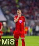 12.04.2025, Fussball 1. Bundesliga 2024/2025, 29. Spieltag,  FC Bayern Mnchen - Borussia Dortmund, in der Allianz-Arena Mnchen. Harry Kane (FC Bayern Mnchen) nachdenklich 