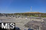 12.04.2025, Fussball 1. Bundesliga 2024/2025, 29. Spieltag,  FC Bayern Mnchen - Borussia Dortmund, in der Allianz-Arena Mnchen.  Am Busparkplatz ist derzeit Baustelle, denn fr das kommende Championsleague-Finale im Mai werden Hallen aufgebaut, Medien, TV und VIP-Gebude fr das Finale entstehen dort.