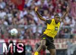 12.04.2025, Fussball 1. Bundesliga 2024/2025, 29. Spieltag,  FC Bayern Mnchen - Borussia Dortmund, in der Allianz-Arena Mnchen. Serhou Yadaly Guirassy (Borussia Dortmund) in der Luft