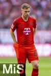 12.04.2025, Fussball 1. Bundesliga 2024/2025, 29. Spieltag,  FC Bayern Mnchen - Borussia Dortmund, in der Allianz-Arena Mnchen. Joshua Kimmich (FC Bayern Mnchen) nachdenklich 