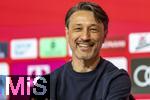 12.04.2025, Fussball 1. Bundesliga 2024/2025, 29. Spieltag,  FC Bayern Mnchen - Borussia Dortmund, in der Allianz-Arena Mnchen. Trainer Niko Kovac (Borussia Dortmund) auf der PK