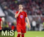 12.04.2025, Fussball 1. Bundesliga 2024/2025, 29. Spieltag,  FC Bayern Mnchen - Borussia Dortmund, in der Allianz-Arena Mnchen. Harry Kane (FC Bayern Mnchen) nachdenklich 