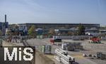 12.04.2025, Fussball 1. Bundesliga 2024/2025, 29. Spieltag,  FC Bayern Mnchen - Borussia Dortmund, in der Allianz-Arena Mnchen.  Eingang Nord, li:  GSB - Sonderabfall-Entsorgung Bayern GmbH. re: das neue Parkhaus fr die Gstefans.