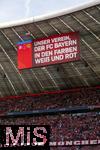 12.04.2025, Fussball 1. Bundesliga 2024/2025, 29. Spieltag,  FC Bayern Mnchen - Borussia Dortmund, in der Allianz-Arena Mnchen.  Die Vereinshymne auf der Anzeigetafel: Unser Verein der FC Bayern in den farben wei und rot