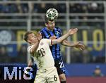 16.04.2025,  Fussball UEFA Championsleague 2024/2025: Viertelfinale Rckspiel, Inter Mailand - FC Bayern Mnchen, im Giuseppe Meazza Stadion (Mailand), v.l. Joshua Kimmich (FC Bayern Mnchen) gegen Henrikh Mkhitaryan (Inter Mailand) 

