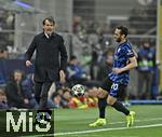 16.04.2025,  Fussball UEFA Championsleague 2024/2025: Viertelfinale Rckspiel, Inter Mailand - FC Bayern Mnchen, im Giuseppe Meazza Stadion (Mailand), Trainer Simone Inzaghi (Inter Mailand) in Rage. Hakan Calhanoglu (Inter Mailand) 

