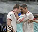 16.04.2025,  Fussball UEFA Championsleague 2024/2025: Viertelfinale Rckspiel, Inter Mailand - FC Bayern Mnchen, im Giuseppe Meazza Stadion (Mailand), Harry Kane (FC Bayern Mnchen), Leon Goretzka (FC Bayern Mnchen) Torjubel

