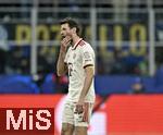 16.04.2025,  Fussball UEFA Championsleague 2024/2025: Viertelfinale Rckspiel, Inter Mailand - FC Bayern Mnchen, im Giuseppe Meazza Stadion (Mailand), Thomas Mller (FC Bayern Mnchen) enttuscht.

