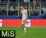 16.04.2025,  Fussball UEFA Championsleague 2024/2025: Viertelfinale Rckspiel, Inter Mailand - FC Bayern Mnchen, im Giuseppe Meazza Stadion (Mailand), Thomas Mller (FC Bayern Mnchen) enttuscht.

