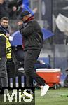 16.04.2025,  Fussball UEFA Championsleague 2024/2025: Viertelfinale Rckspiel, Inter Mailand - FC Bayern Mnchen, im Giuseppe Meazza Stadion (Mailand), Trainer Vincent Kompany (FC Bayern Mnchen) nachdenklich.

