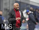 16.04.2025,  Fussball UEFA Championsleague 2024/2025: Viertelfinale Rckspiel, Inter Mailand - FC Bayern Mnchen, im Giuseppe Meazza Stadion (Mailand), Trainer Vincent Kompany (FC Bayern Mnchen) in Rage

