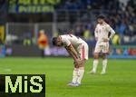 16.04.2025,  Fussball UEFA Championsleague 2024/2025: Viertelfinale Rckspiel, Inter Mailand - FC Bayern Mnchen, im Giuseppe Meazza Stadion (Mailand), Frust nach dem Ausscheiden, Raphael Guerreiro (FC Bayern Mnchen) 

