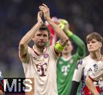 16.04.2025,  Fussball UEFA Championsleague 2024/2025: Viertelfinale Rckspiel, Inter Mailand - FC Bayern Mnchen, im Giuseppe Meazza Stadion (Mailand), Extreme Trauer bei Thomas Mller (FC Bayern Mnchen) nach dem Ausscheiden, er muss fast ein paar Trnen verdrcken.

