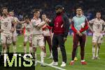 16.04.2025,  Fussball UEFA Championsleague 2024/2025: Viertelfinale Rckspiel, Inter Mailand - FC Bayern Mnchen, im Giuseppe Meazza Stadion (Mailand), Frust nach dem, Ausscheiden, Thomas Mller (FC Bayern Mnchen), Joshua Kimmich (FC Bayern Mnchen), Trainer Vincent Kompany (FC Bayern Mnchen), Joao Palhinha (FC Bayern Mnchen) Josip Stanisic (Bayern Mnchen) 

