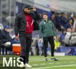16.04.2025,  Fussball UEFA Championsleague 2024/2025: Viertelfinale Rckspiel, Inter Mailand - FC Bayern Mnchen, im Giuseppe Meazza Stadion (Mailand), Trainer Vincent Kompany (FC Bayern Mnchen) zieht am Capi.

