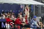 16.04.2025,  Fussball UEFA Championsleague 2024/2025: Viertelfinale Rckspiel, Inter Mailand - FC Bayern Mnchen, im Giuseppe Meazza Stadion (Mailand), Torwart Manuel Neuer (FC Bayern Mnchen) bei der Mannschaft, kann aber nur zuschauen,

