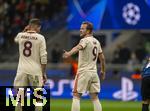 16.04.2025,  Fussball UEFA Championsleague 2024/2025: Viertelfinale Rckspiel, Inter Mailand - FC Bayern Mnchen, im Giuseppe Meazza Stadion (Mailand), Die Bayern Spieler sind enttuscht, v.l. Leon Goretzka (FC Bayern Mnchen) und Harry Kane (FC Bayern Mnchen) 

