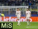 16.04.2025,  Fussball UEFA Championsleague 2024/2025: Viertelfinale Rckspiel, Inter Mailand - FC Bayern Mnchen, im Giuseppe Meazza Stadion (Mailand).  Trauriger Abgang, Leon Goretzka (FC Bayern Mnchen), Thomas Mller (FC Bayern Mnchen), 