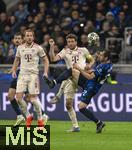 16.04.2025,  Fussball UEFA Championsleague 2024/2025: Viertelfinale Rckspiel, Inter Mailand - FC Bayern Mnchen, im Giuseppe Meazza Stadion (Mailand). v.li: Harry Kane (FC Bayern Mnchen), Thomas Mller (FC Bayern Mnchen) Henrikh Mkhitaryan (Inter Mailand) 