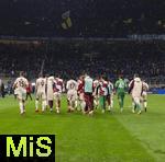 16.04.2025,  Fussball UEFA Championsleague 2024/2025: Viertelfinale Rckspiel, Inter Mailand - FC Bayern Mnchen, im Giuseppe Meazza Stadion (Mailand). Enttuschter Abgang der Bayern nach dem Ausscheiden