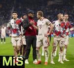 16.04.2025,  Fussball UEFA Championsleague 2024/2025: Viertelfinale Rckspiel, Inter Mailand - FC Bayern Mnchen, im Giuseppe Meazza Stadion (Mailand). Enttuschte Bayern nach dem Ausscheiden,  Min-jae Kim (Bayern Mnchen, Minjae Kim), Trainer Vincent Kompany (FC Bayern Mnchen), Harry Kane (FC Bayern Mnchen), Leon Goretzka (FC Bayern Mnchen), Konrad Laimer (FC Bayern Mnchen),  