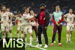 16.04.2025,  Fussball UEFA Championsleague 2024/2025: Viertelfinale Rckspiel, Inter Mailand - FC Bayern Mnchen, im Giuseppe Meazza Stadion (Mailand). Enttuschte Bayern nach dem Ausscheiden,  Thomas Mller (FC Bayern Mnchen), Joshua Kimmich (FC Bayern Mnchen) Trainer Vincent Kompany (FC Bayern Mnchen) 