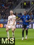 16.04.2025,  Fussball UEFA Championsleague 2024/2025: Viertelfinale Rckspiel, Inter Mailand - FC Bayern Mnchen, im Giuseppe Meazza Stadion (Mailand). v.li: Eric Dier (FC Bayern Mnchen), Yann Bisseck (Inter Mailand) 