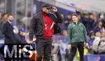 16.04.2025,  Fussball UEFA Championsleague 2024/2025: Viertelfinale Rckspiel, Inter Mailand - FC Bayern Mnchen, im Giuseppe Meazza Stadion (Mailand). Trainer Vincent Kompany (FC Bayern Mnchen) nachdenklich am Seitenrand 