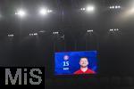 16.04.2025,  Fussball UEFA Championsleague 2024/2025: Viertelfinale Rckspiel, Inter Mailand - FC Bayern Mnchen, im Giuseppe Meazza Stadion (Mailand), Eric Dier (FC Bayern Mnchen) auf der Videoleinwand.