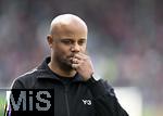 19.04.2025, Fussball 1. Bundesliga 2024/2025, 30. Spieltag, 1.FC Heidenheim - FC Bayern Mnchen, in der Voith-Arena Heidenheim. Trainer Vincent Kompany (FC Bayern Mnchen) nachdenklich

