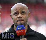 19.04.2025, Fussball 1. Bundesliga 2024/2025, 30. Spieltag, 1.FC Heidenheim - FC Bayern Mnchen, in der Voith-Arena Heidenheim. Trainer Vincent Kompany (FC Bayern Mnchen) nachdenklich.

