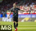 19.04.2025, Fussball 1. Bundesliga 2024/2025, 30. Spieltag, 1.FC Heidenheim - FC Bayern Mnchen, in der Voith-Arena Heidenheim. Harry Kane (FC Bayern Mnchen) 