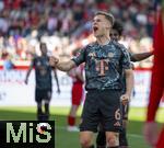 19.04.2025, Fussball 1. Bundesliga 2024/2025, 30. Spieltag, 1.FC Heidenheim - FC Bayern Mnchen, in der Voith-Arena Heidenheim. Torjubel Joshua Kimmich (FC Bayern Mnchen) ohne Kapitnsbinde zum 4:0 Tor.