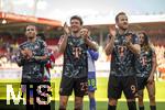 19.04.2025, Fussball 1. Bundesliga 2024/2025, 30. Spieltag, 1.FC Heidenheim - FC Bayern Mnchen, in der Voith-Arena Heidenheim. Schlussjubel nach dem Sieg, Leroy Sane (Bayern Mnchen), Thomas Mller (FC Bayern Mnchen), Harry Kane (FC Bayern Mnchen),