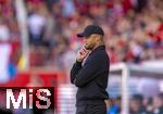 19.04.2025, Fussball 1. Bundesliga 2024/2025, 30. Spieltag, 1.FC Heidenheim - FC Bayern Mnchen, in der Voith-Arena Heidenheim. Trainer Vincent Kompany (FC Bayern Mnchen) nachdenklich 
