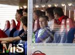 19.04.2025, Fussball 1. Bundesliga 2024/2025, 30. Spieltag, 1.FC Heidenheim - FC Bayern Mnchen, in der Voith-Arena Heidenheim. Torwart Daniel Peretz (FC Bayern Mnchen) auf der Bank.