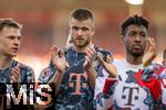 19.04.2025, Fussball 1. Bundesliga 2024/2025, 30. Spieltag, 1.FC Heidenheim - FC Bayern Mnchen, in der Voith-Arena Heidenheim. Schlussjubel, Eric Dier (FC Bayern Mnchen) 
