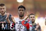 19.04.2025, Fussball 1. Bundesliga 2024/2025, 30. Spieltag, 1.FC Heidenheim - FC Bayern Mnchen, in der Voith-Arena Heidenheim. Schlussjubel, Kingsley Coman (FC Bayern Mnchen) 