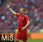 26.04.2025, Fussball 1. Bundesliga 2024/2025, 31. Spieltag,  FC Bayern Mnchen - 1.FSV Mainz 05, in der Allianz-Arena Mnchen. Harry Kane (FC Bayern Mnchen) unzufrieden. 



