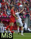 26.04.2025, Fussball 1. Bundesliga 2024/2025, 31. Spieltag,  FC Bayern Mnchen - 1.FSV Mainz 05, in der Allianz-Arena Mnchen. Josip Stanisic (Bayern Mnchen) setzt sch durch.


