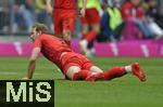 26.04.2025, Fussball 1. Bundesliga 2024/2025, 31. Spieltag,  FC Bayern Mnchen - 1.FSV Mainz 05, in der Allianz-Arena Mnchen. Harry Kane (FC Bayern Mnchen) nachdenklich am Boden,


