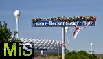 10.05.2025, Fussball 1. Bundesliga 2024/2025, 33. Spieltag, FC Bayern Mnchen - Borussia Mnchengladbach, in der Allianz-Arena Mnchen. Schild des frisch eingeweihten Franz-Becherbauer-Platzes vor dem Stadion

