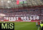 10.05.2025, Fussball 1. Bundesliga 2024/2025, 33. Spieltag, FC Bayern Mnchen - Borussia Mnchengladbach, in der Allianz-Arena Mnchen. groe Choreo der Bayern Fans zum Abschied von Thomas Mller

