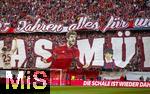 10.05.2025, Fussball 1. Bundesliga 2024/2025, 33. Spieltag,  FC Bayern Mnchen - Borussia Mnchengladbach, in der Allianz-Arena Mnchen. Groe Choreografie der Bayernfans zum Abschied von Thomas Mller (FC Bayern Mnchen) 